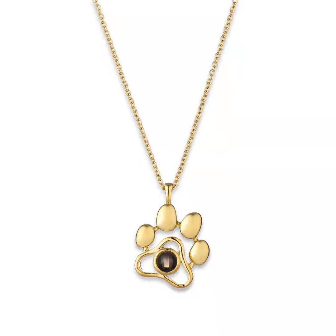 Aynaria “Paw Light” Projection Necklace – Keep Your Pet’s Love Close to Your Heart