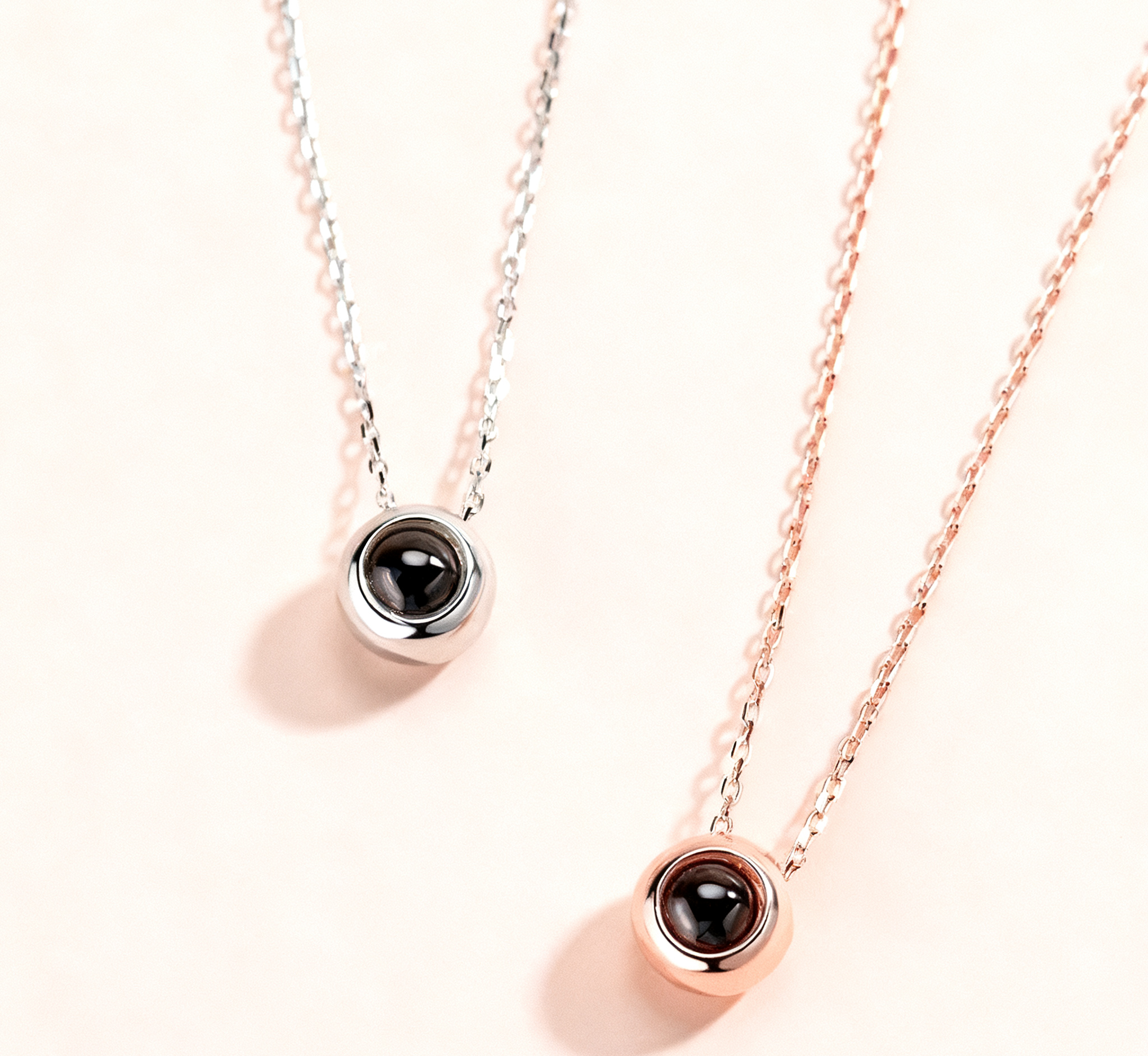 Luminous Circle Projection Necklace– Simple, Elegant, Eternal