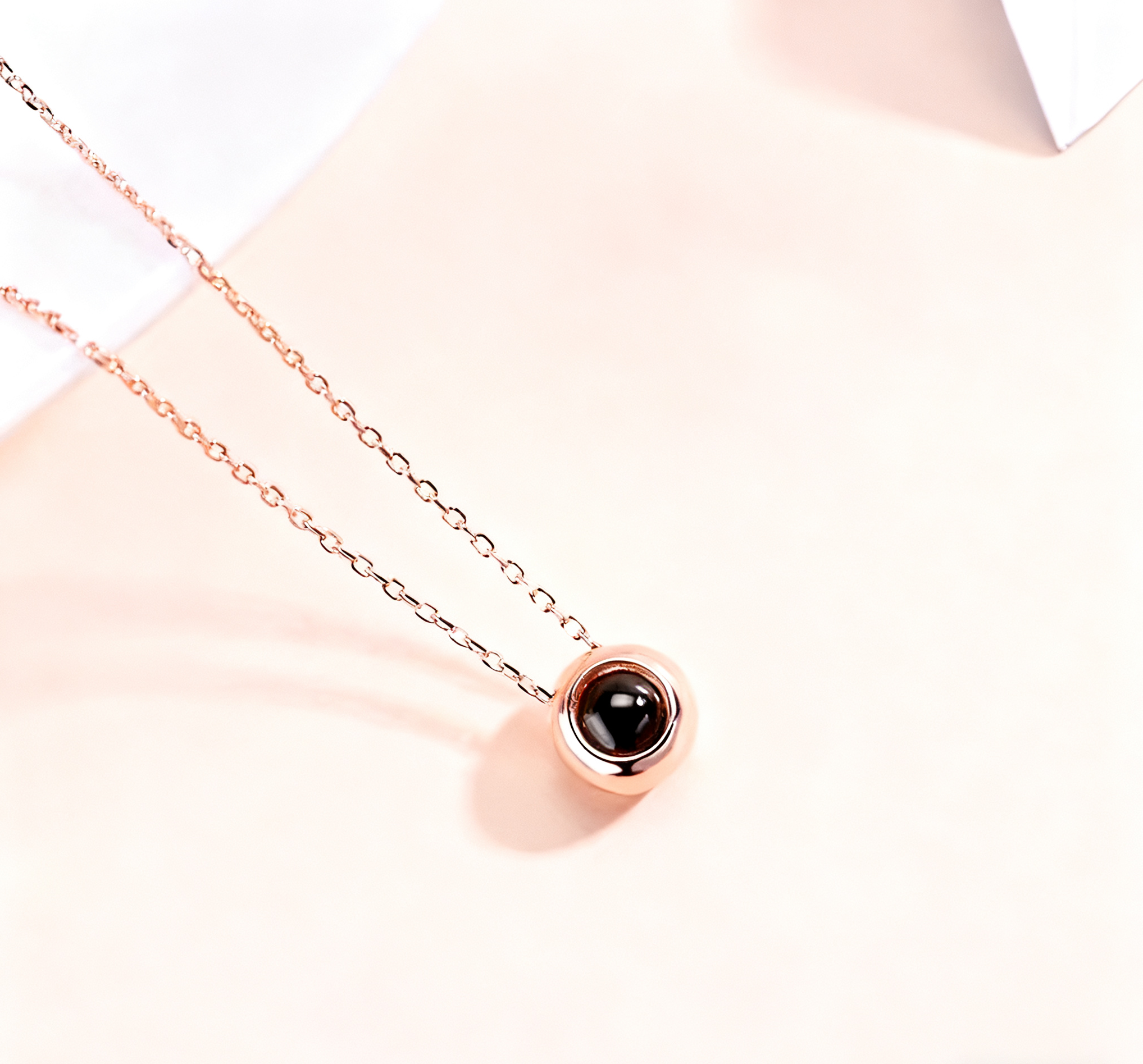 Luminous Circle Projection Necklace– Simple, Elegant, Eternal