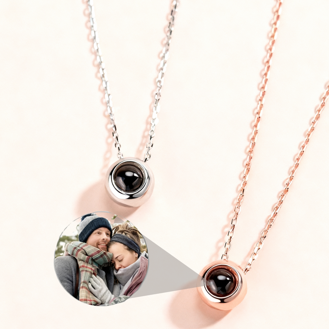 Luminous Circle Projection Necklace– Simple, Elegant, Eternal