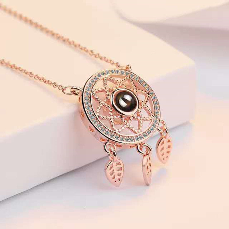 Aynaria “Dreamcatcher Light” Projection Necklace – Hold Your Dreams in the Light
